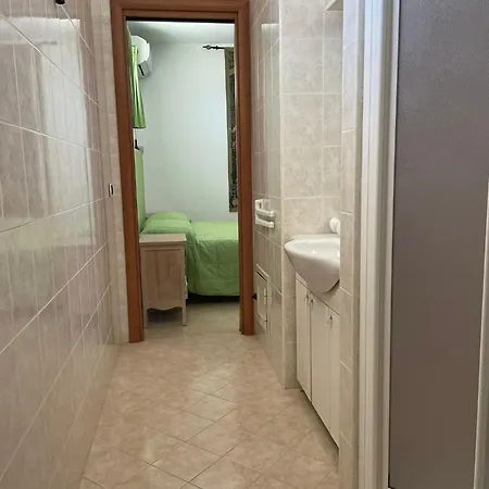 Le Palme San Costantino 아파트호텔 Potenzoni